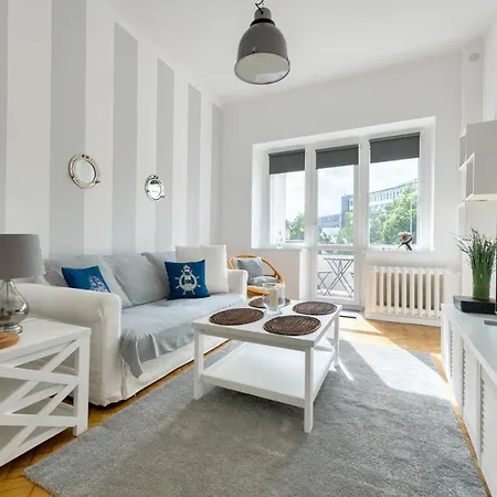 Dom & House - Marina Portowa 3 * Gdynia