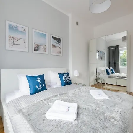 Dom & House - Marina Portowa 3 *